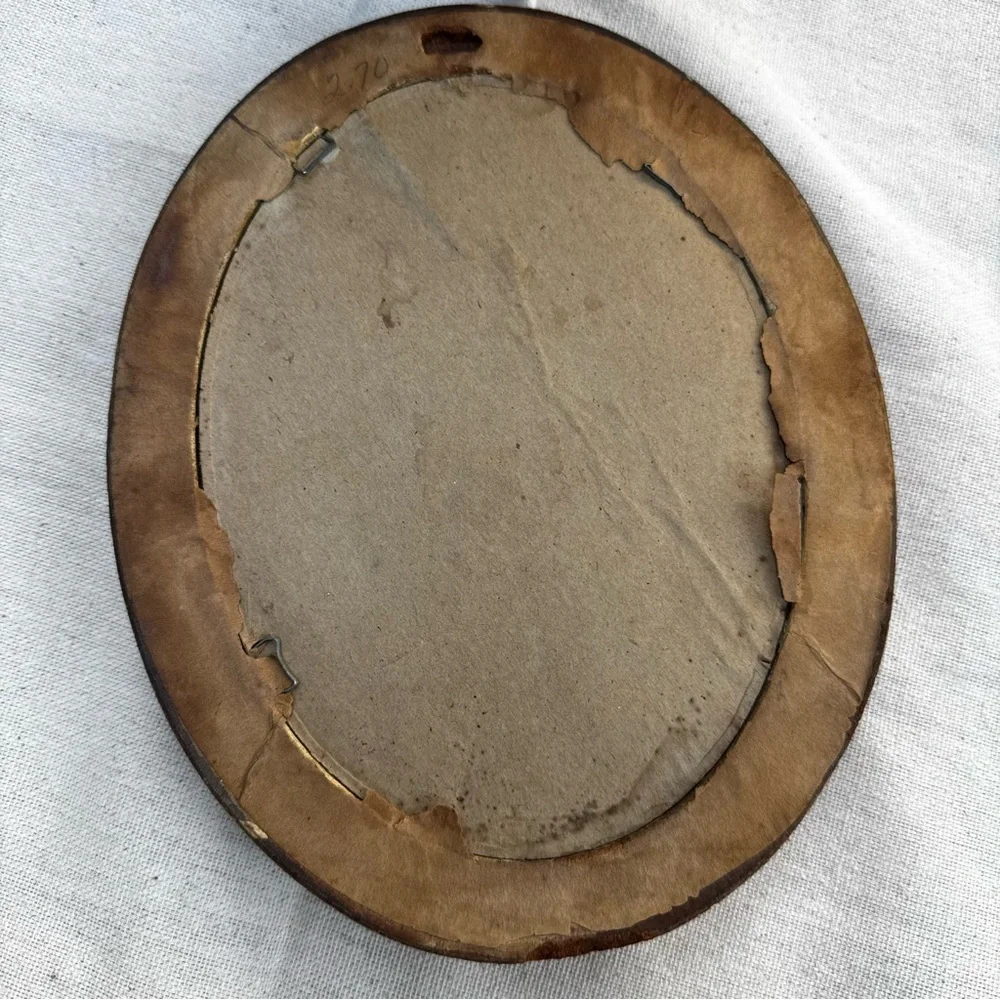 N/A charming oval